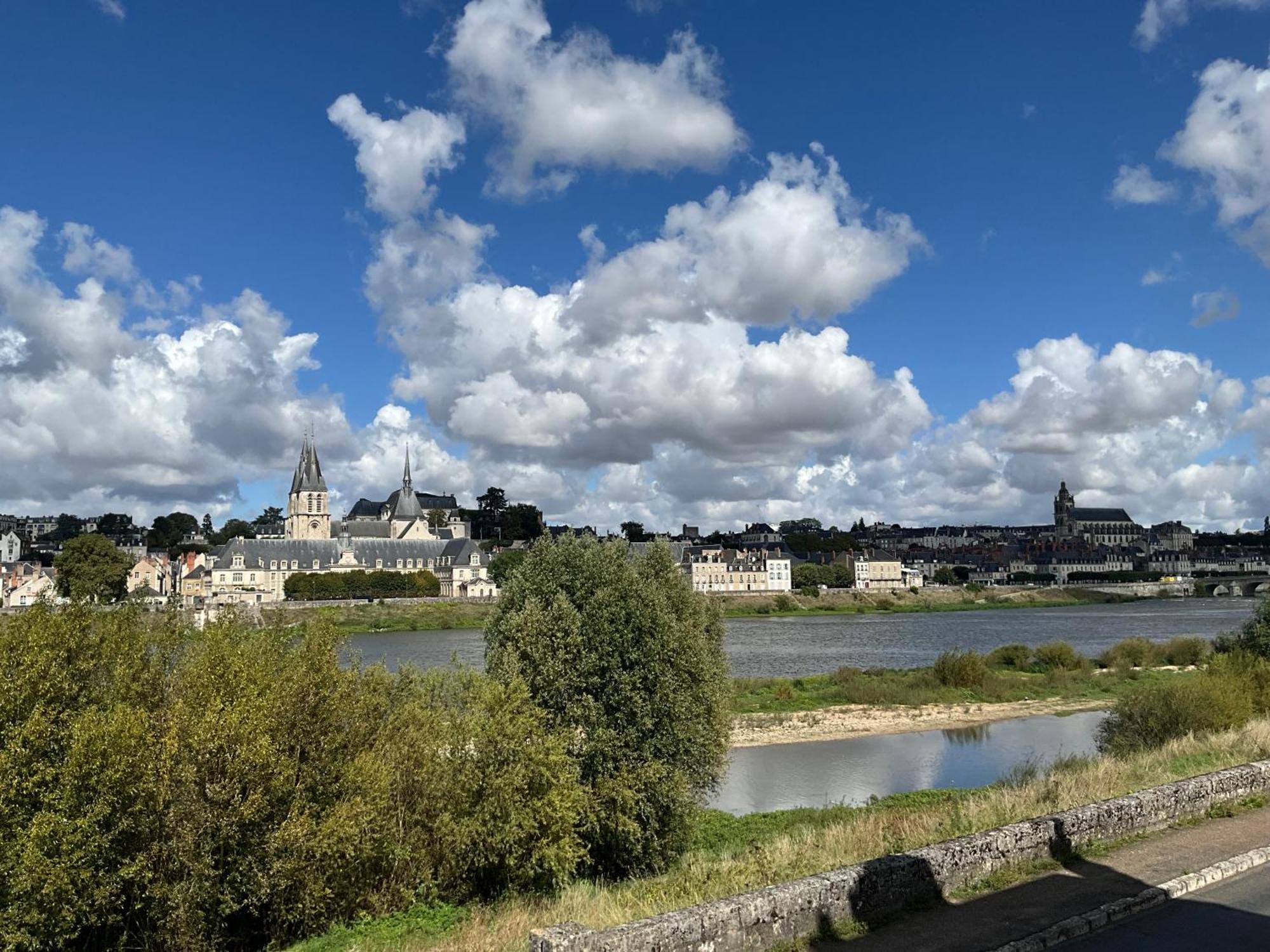 "Gite Le Relais Viennois" Vue Sur Loire & Linge Inclus Blois Esterno foto